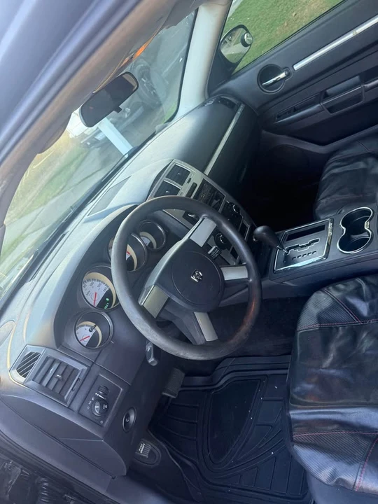2008 Dodge Charger 6th Gen - Image 3 of 8