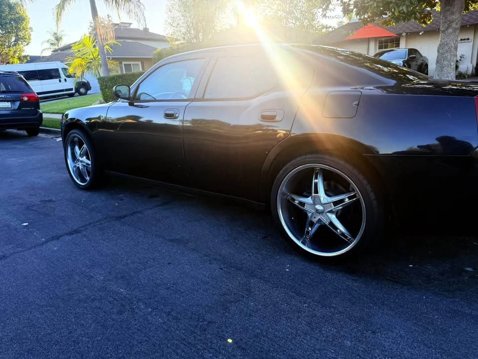 2008 Dodge Charger 6th Gen - Image 3 of 5