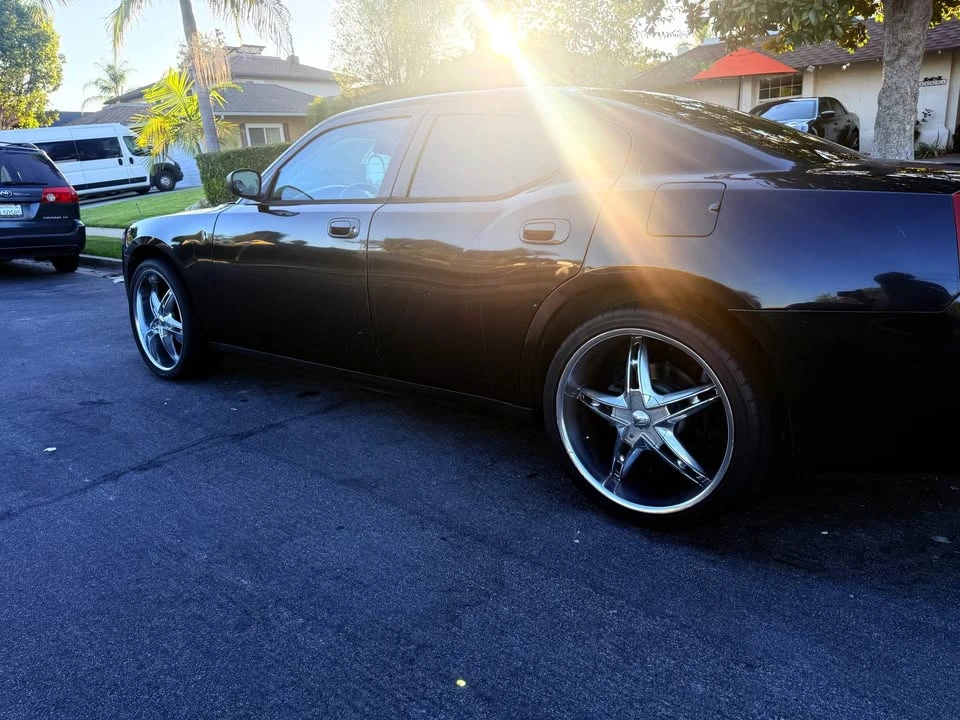 2008 Dodge Charger 6th Gen - Image 5 of 8