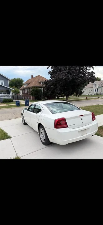 2008 Dodge Charger 6th Gen - Image 5 of 9