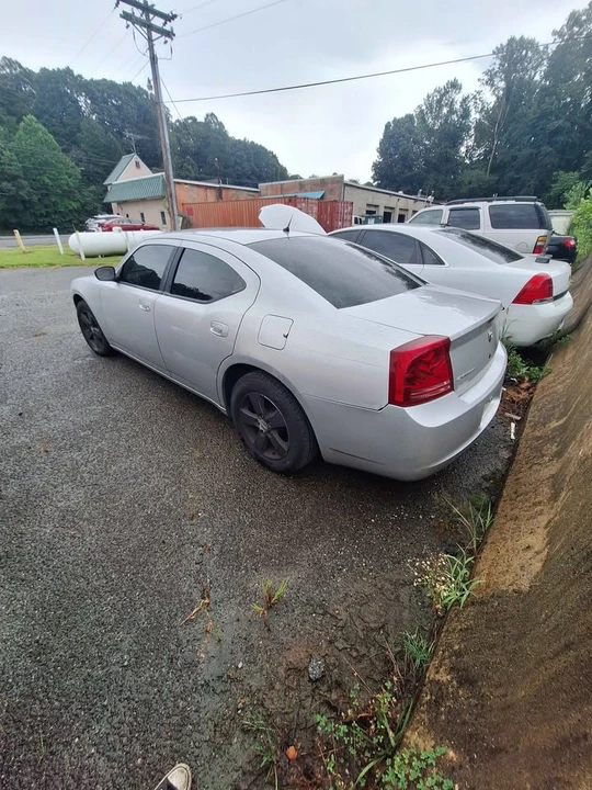 2008 Dodge Charger 6th Gen - Image 4 of 4