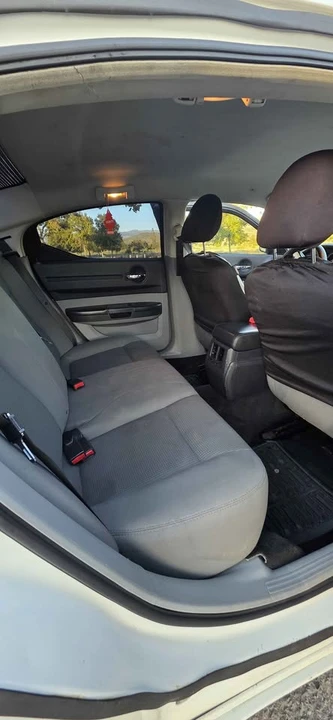 2008 Dodge Charger 6th Gen - Image 4 of 7