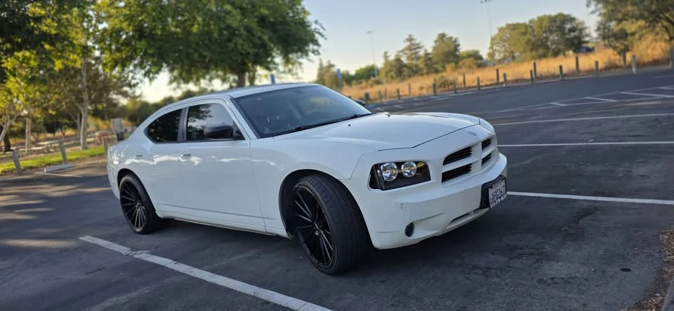 2008 Dodge Charger 6th Gen - Image 6 of 7