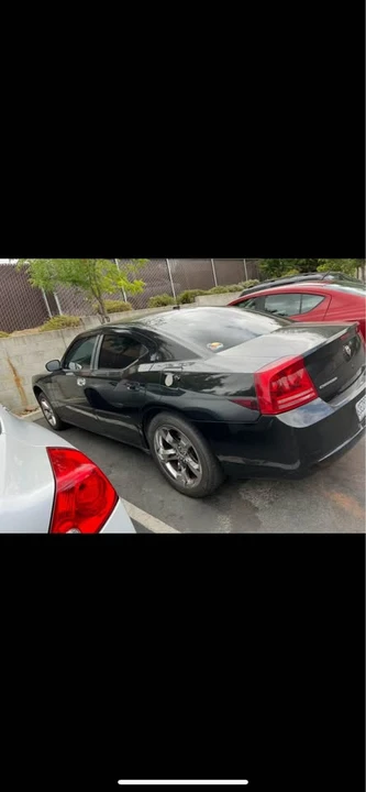 2008 Dodge Charger 6th Gen - Image 2 of 8
