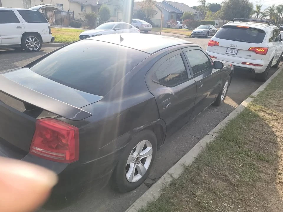 2008 Dodge Charger 6th Gen - Image 7 of 8