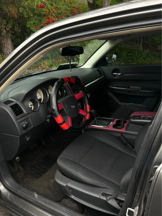 2008 Dodge Charger 6th Gen - Image 4 of 8