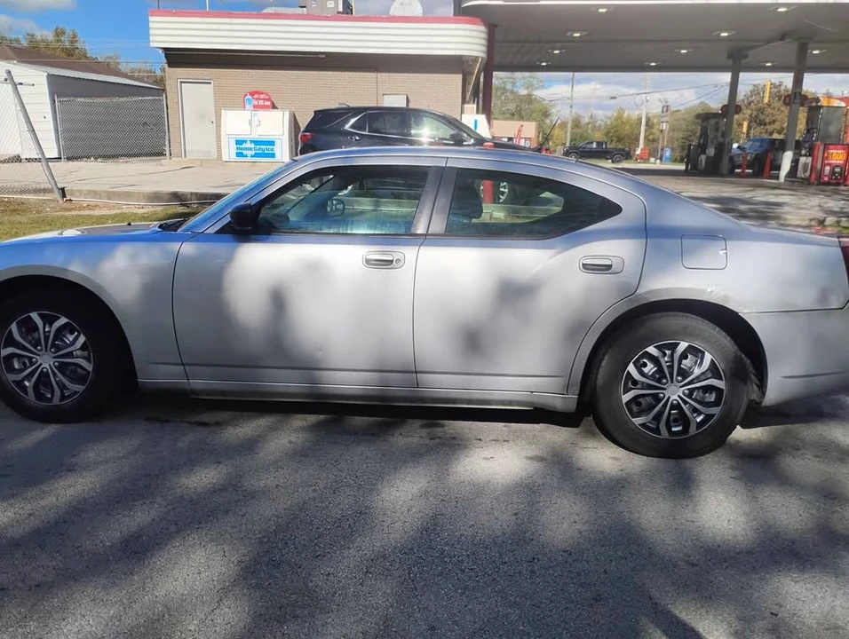 2008 Dodge Charger 6th Gen - Image 2 of 3