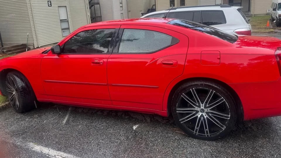 2008 Dodge Charger 6th Gen - Image 3 of 3