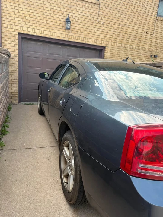 2008 Dodge Charger 6th Gen - Image 7 of 12