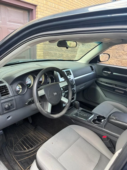 2008 Dodge Charger 6th Gen - Image 9 of 12