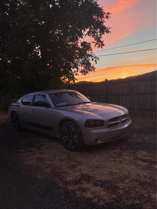 2008 Dodge Charger 6th Gen - Image 6 of 8