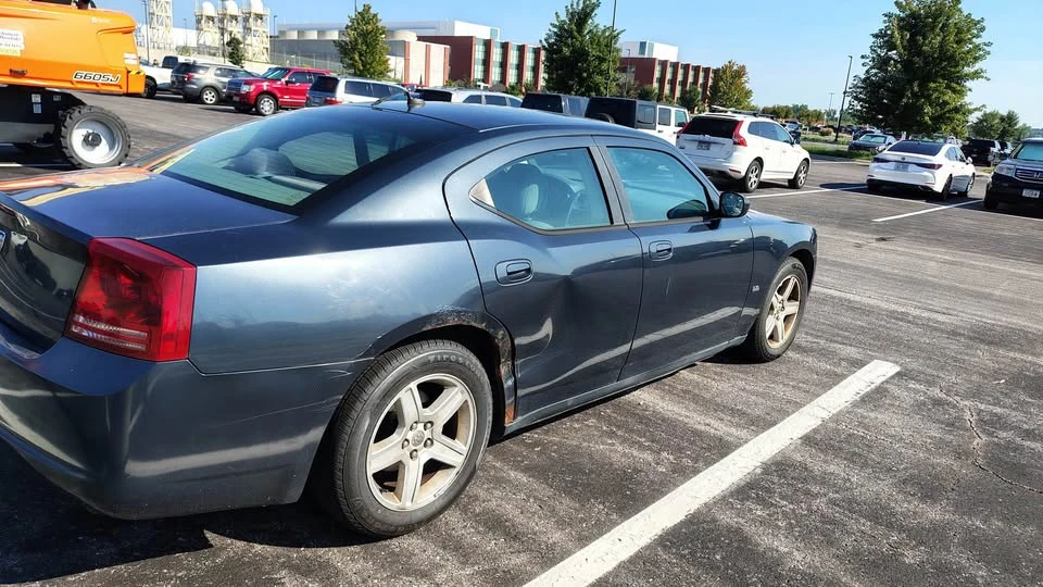 2008 Dodge Charger 6th Gen - Image 2 of 12