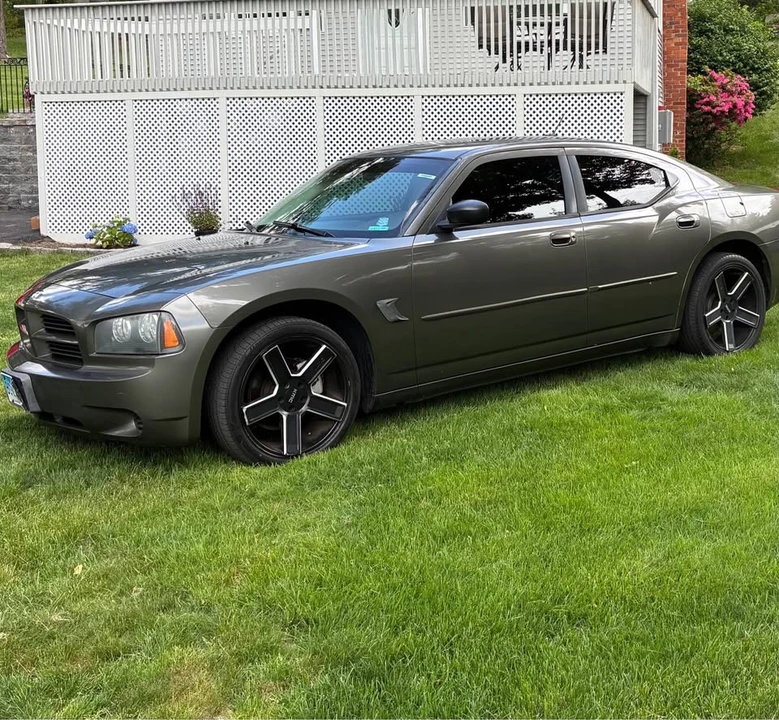 2008 Dodge Charger 6th Gen - Image 8 of 9