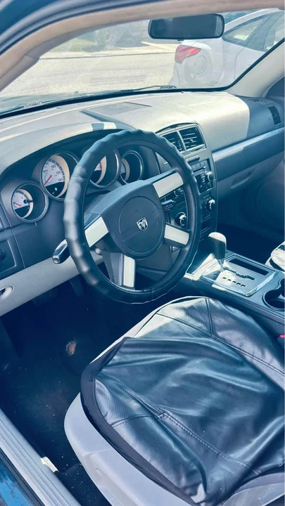 2008 Dodge Charger 6th Gen - Image 5 of 8