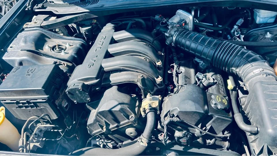2008 Dodge Charger 6th Gen - Image 2 of 8