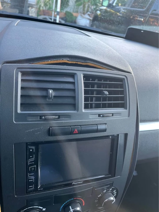 2008 Dodge Charger 6th Gen - Image 4 of 6