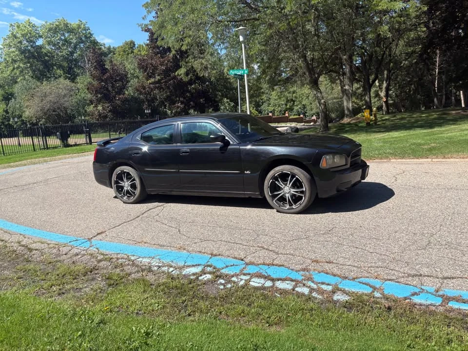 2008 Dodge Charger 6th Gen - Image 5 of 15