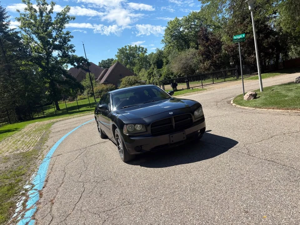 2008 Dodge Charger 6th Gen - Image 10 of 15