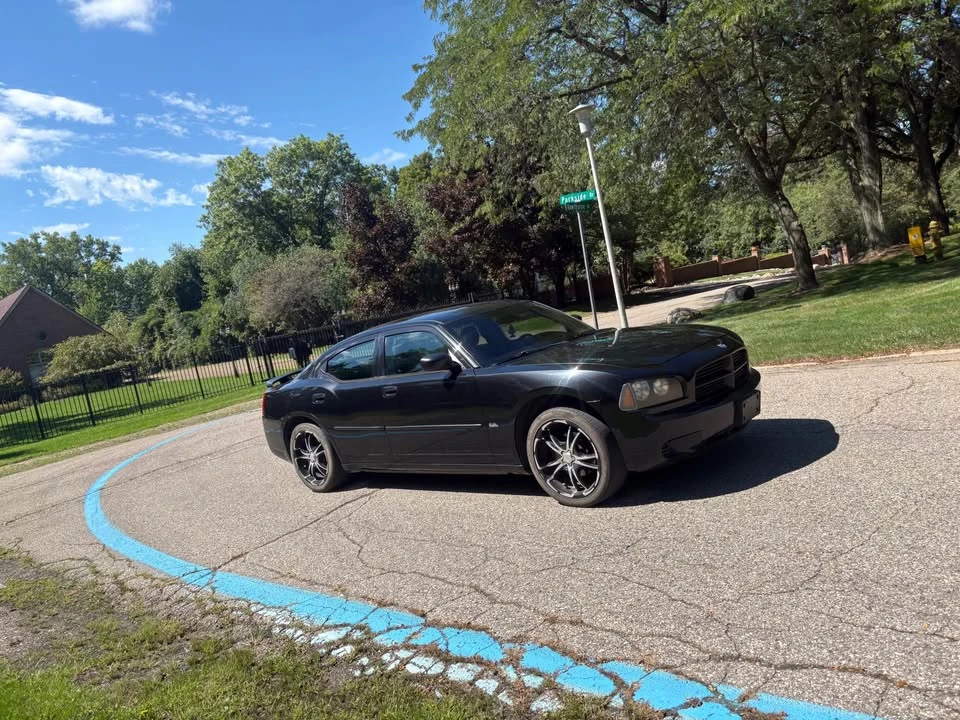 2008 Dodge Charger 6th Gen - Image 4 of 15