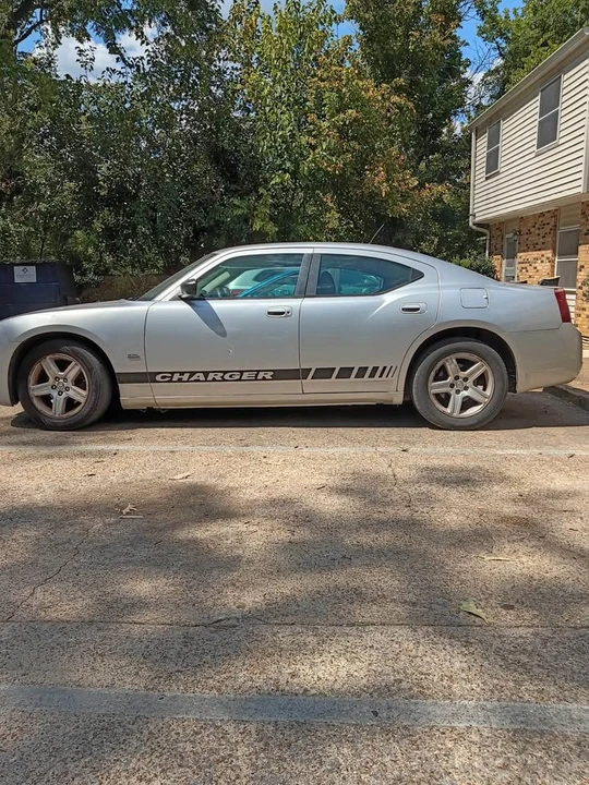 2008 Dodge Charger 6th Gen - Image 4 of 7