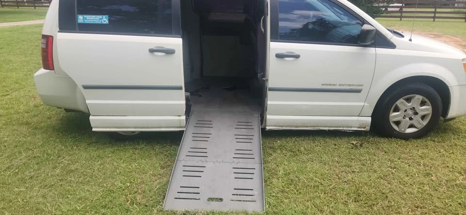 2008 Dodge Caravan - Image 7 of 9