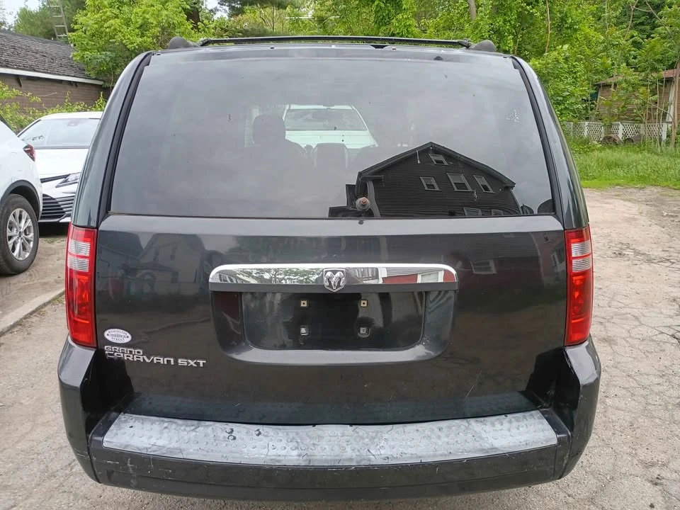 2008 Dodge Caravan - Image 4 of 11