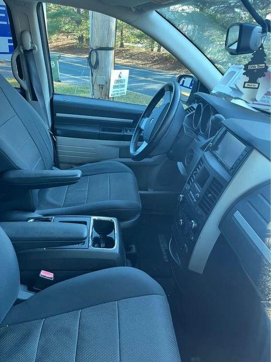 2008 Dodge Caravan - Image 3 of 3