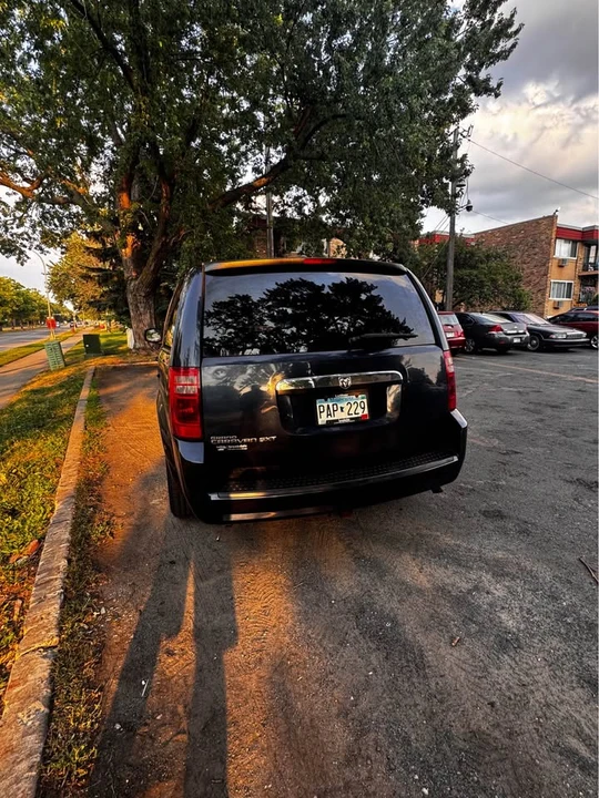 2008 Dodge Caravan - Image 12 of 17