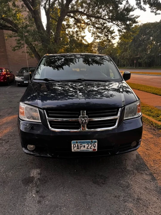 2008 Dodge Caravan - Image 16 of 17