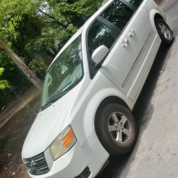 2008 Dodge Grand Caravan SXT Minivan 4D