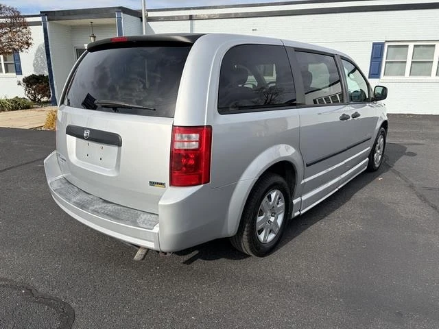 2008 Dodge Caravan - Image 7 of 12