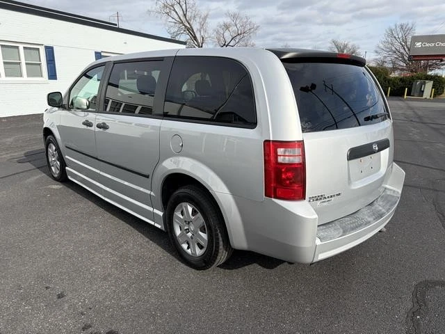 2008 Dodge Caravan - Image 9 of 12
