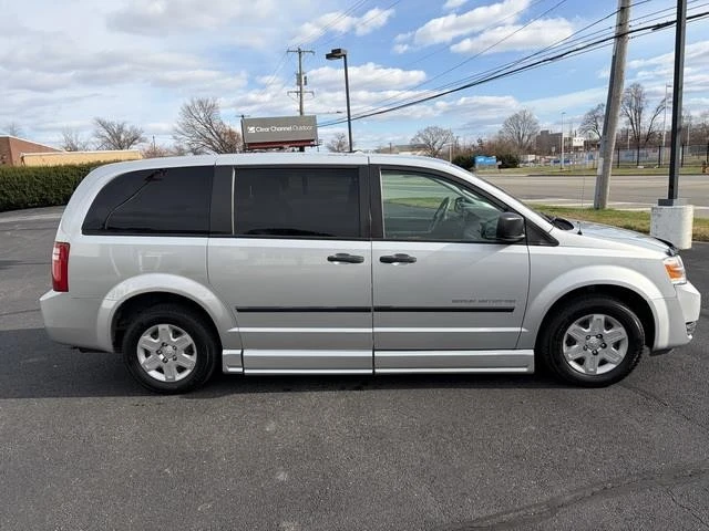 2008 Dodge Caravan - Image 6 of 12