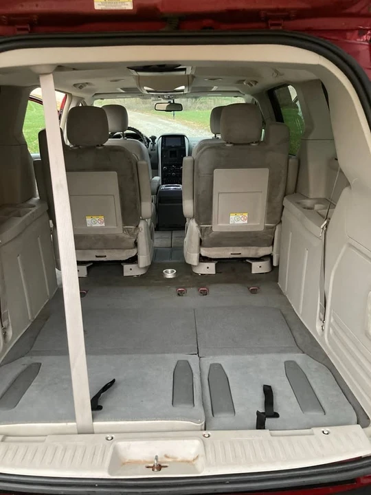 2008 Dodge Caravan - Image 9 of 13