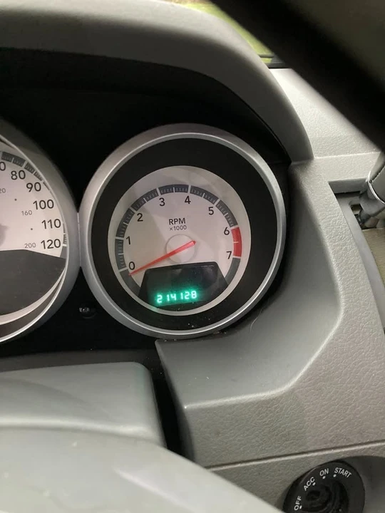 2008 Dodge Caravan - Image 12 of 13