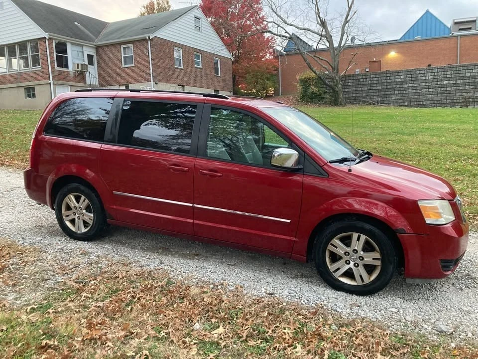 2008 Dodge Caravan - Image 5 of 13