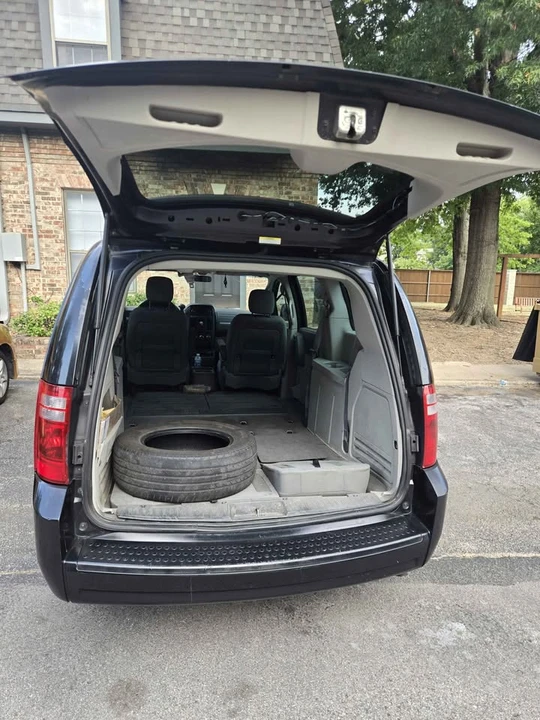 2008 Dodge Caravan - Image 7 of 11