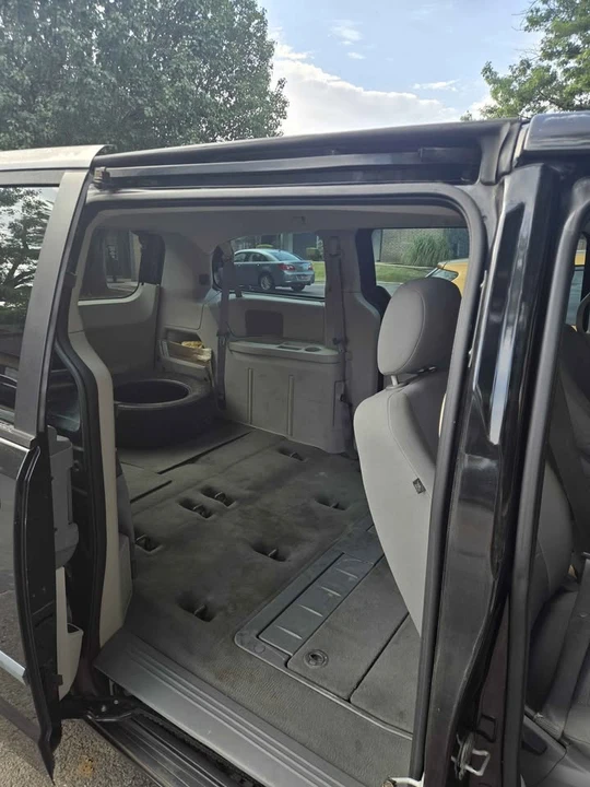 2008 Dodge Caravan - Image 5 of 11