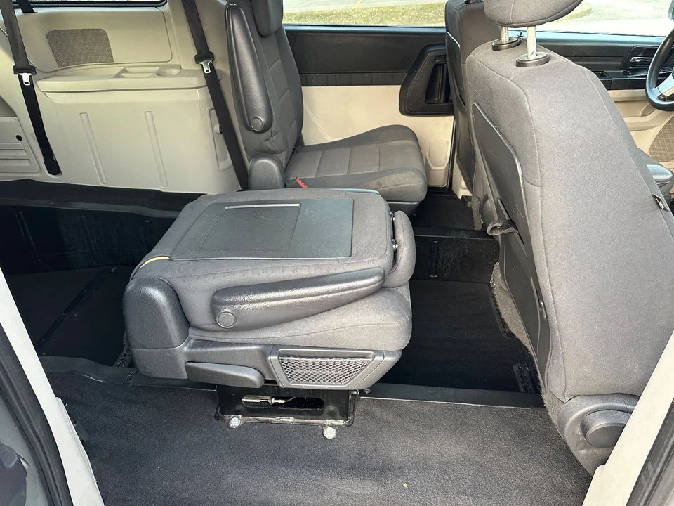 2008 Dodge Caravan - Image 18 of 20