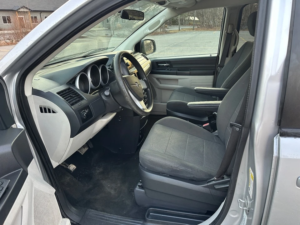 2008 Dodge Caravan - Image 8 of 20