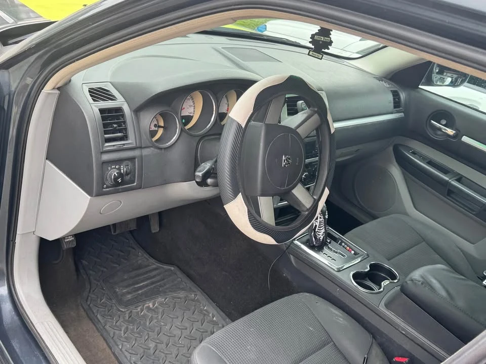 2008 Dodge Magnum 2nd Gen Wagon - Image 5 of 9