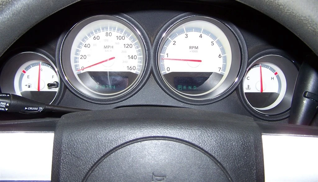 2008 Dodge Magnum 2nd Gen Wagon - Image 10 of 31