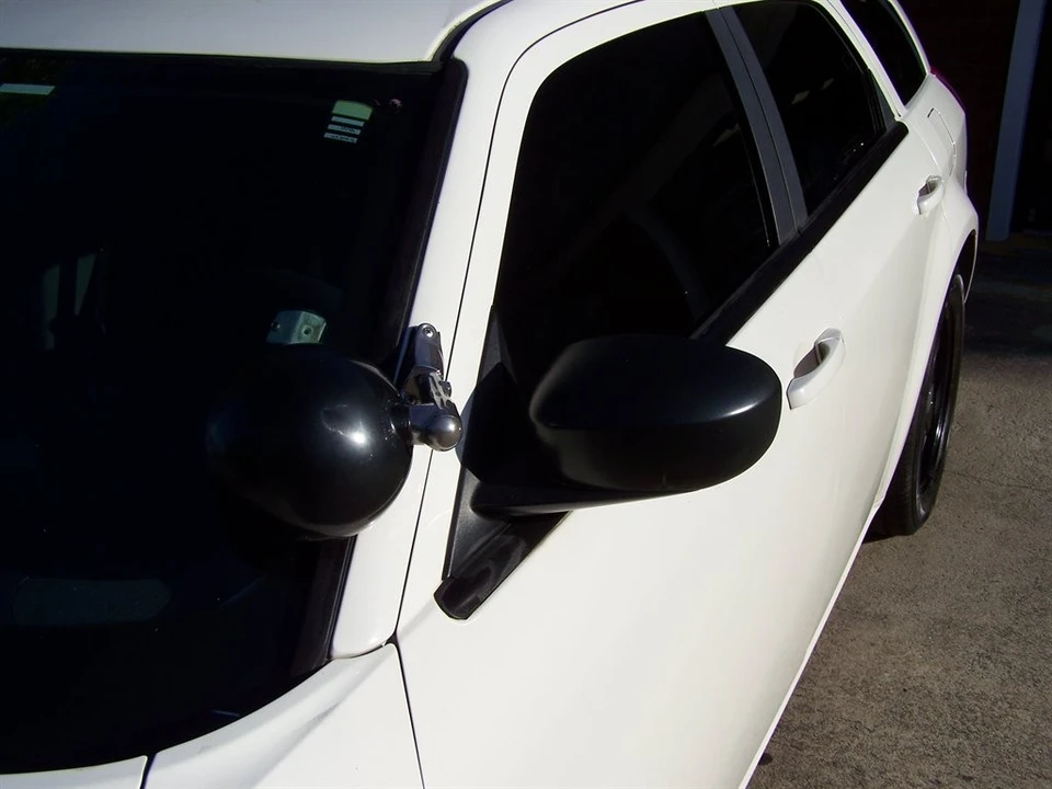 2008 Dodge Magnum 2nd Gen Wagon - Image 19 of 31