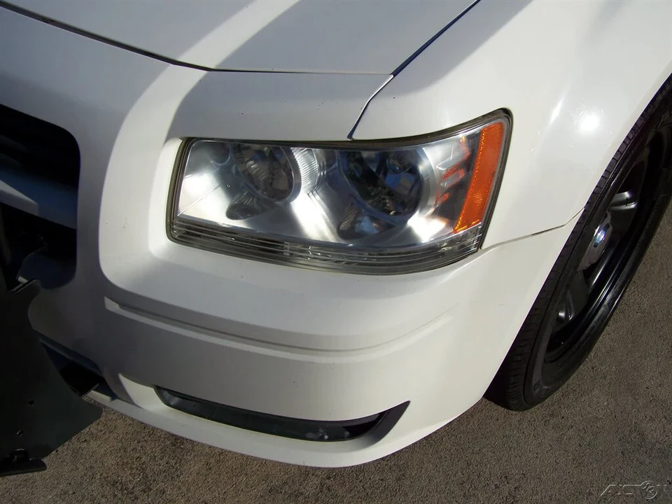 2008 Dodge Magnum 2nd Gen Wagon - Image 18 of 21