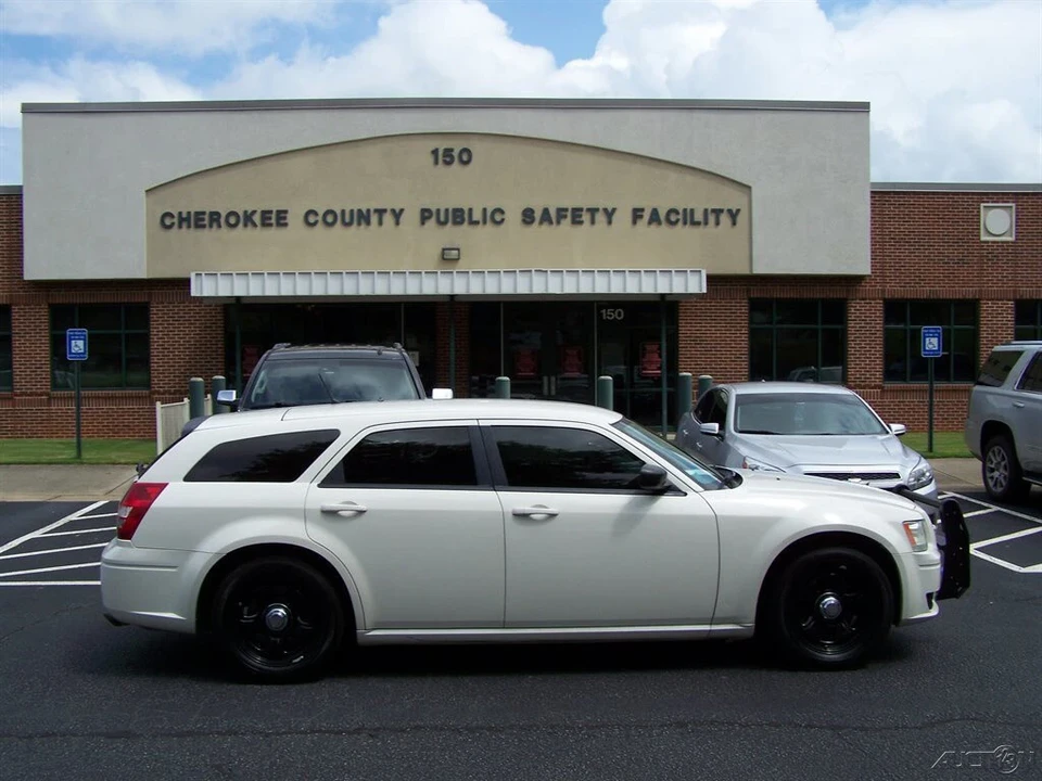 2008 Dodge Magnum 2nd Gen Wagon - Image 11 of 12