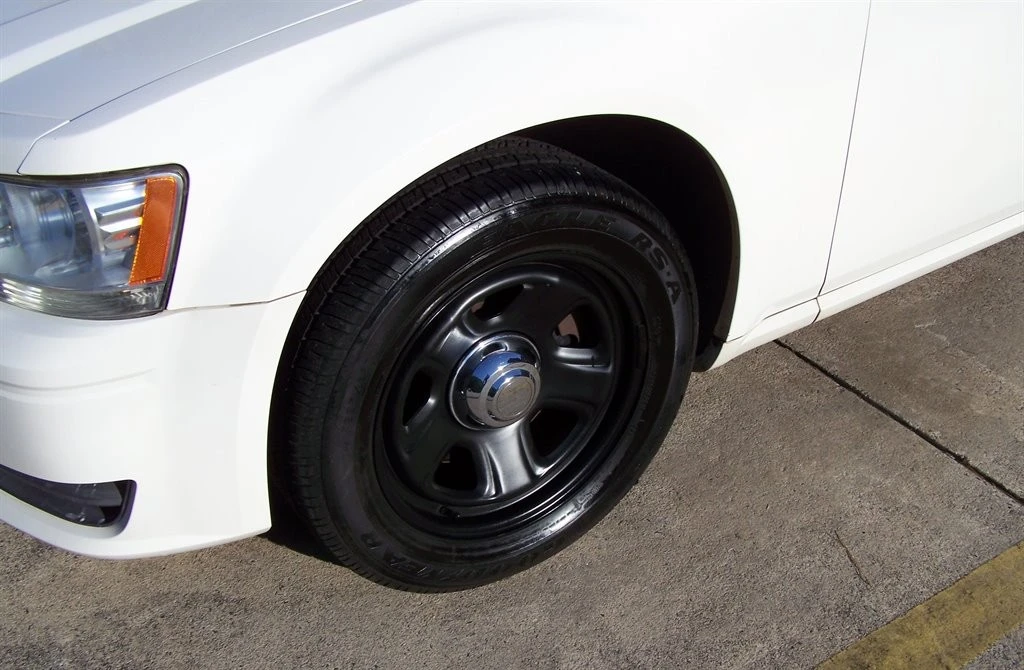 2008 Dodge Magnum 2nd Gen Wagon - Image 17 of 31