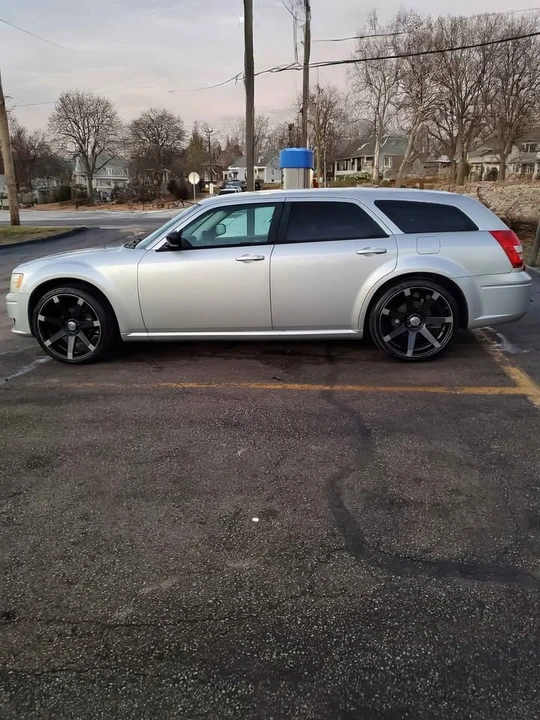 2008 Dodge Magnum 2nd Gen Wagon - Image 3 of 6