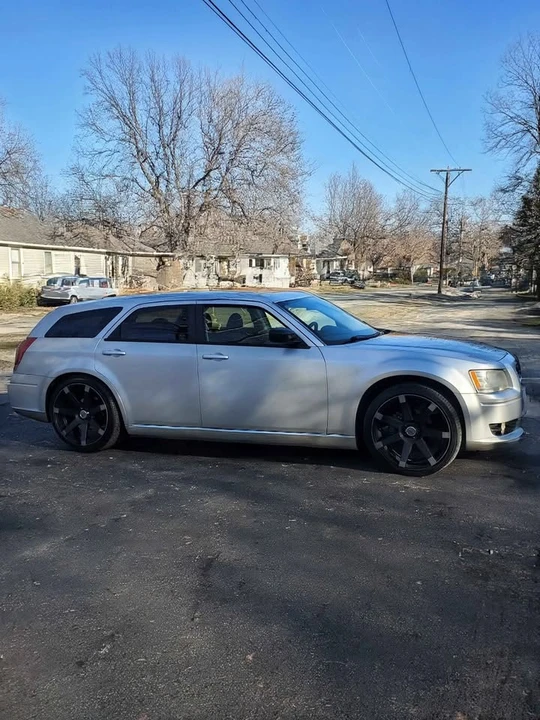 2008 Dodge Magnum 2nd Gen Wagon - Image 5 of 6