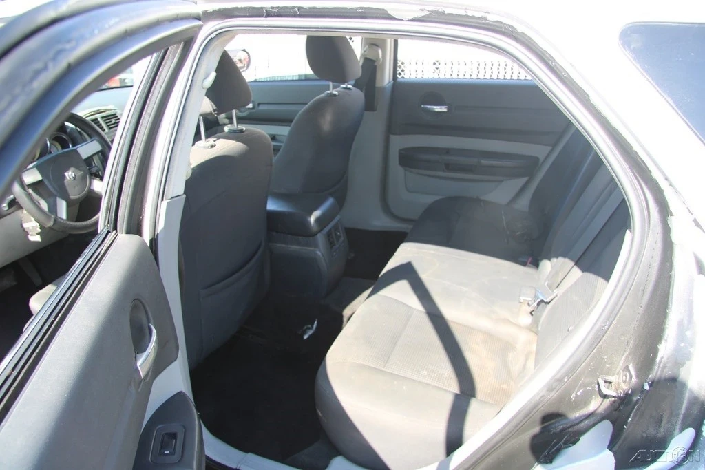 2008 Dodge Magnum 2nd Gen Wagon - Image 19 of 21