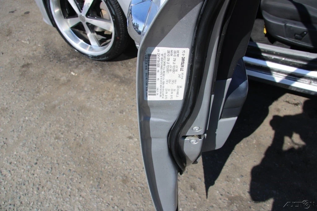 2008 Dodge Magnum 2nd Gen Wagon - Image 10 of 21